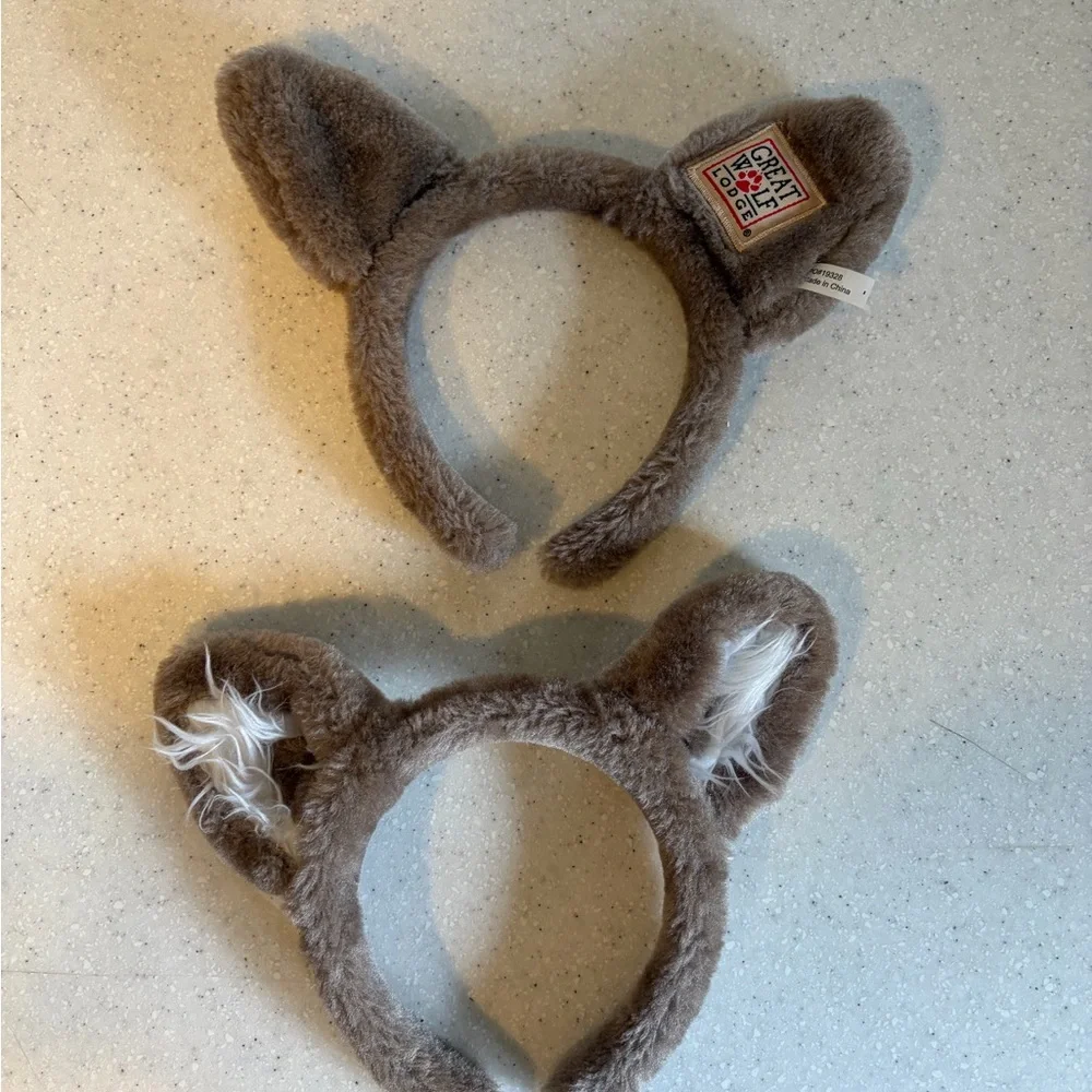 Great Wolf Lodge Plush Brown Animal Ear Headbands (Pair).